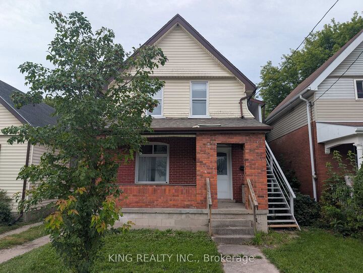 Property Photo:  131 Sackville Street  ON N5Z 2E5 