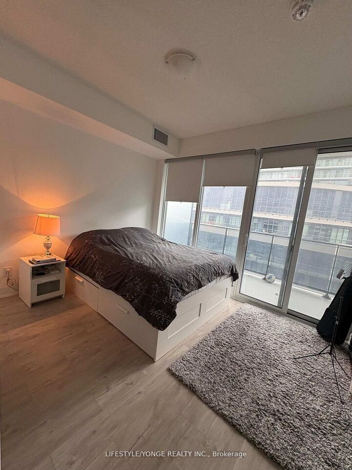 Property Photo:  70 Annie Craig Drive 904  ON M8V 0G2 