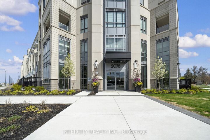 Property Photo:  2075 King Road 128  ON L7B 0R6 