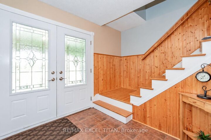 Property Photo:  62 Delaware Avenue  ON N1E 3V8 
