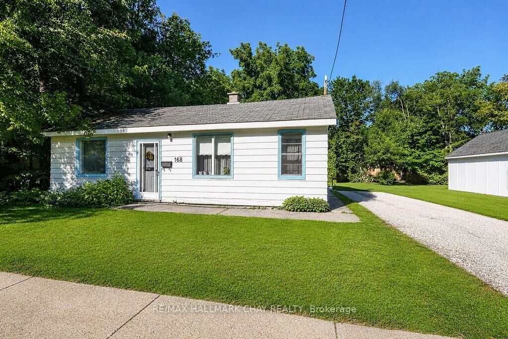 Property Photo:  168 Anne Street S  ON L4N 2E5 