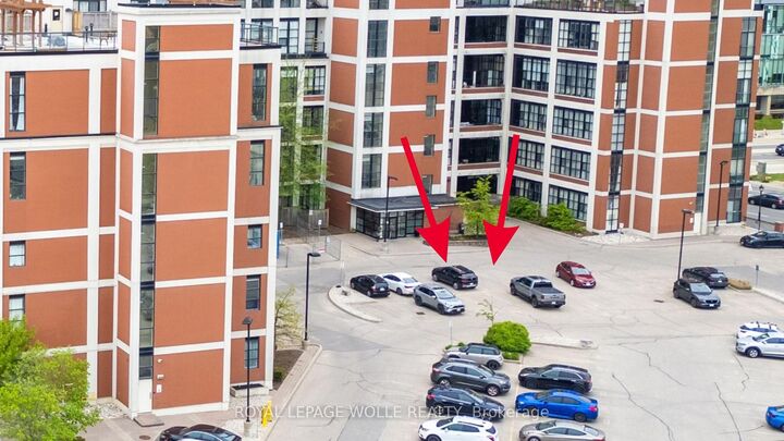 Property Photo:  410 King Street W 614  ON N2G 1C3 