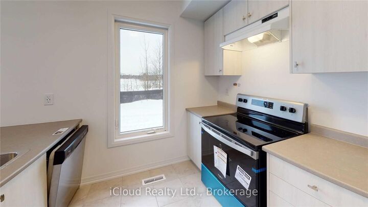 Property Photo:  58 Brown Bear Street  ON L9J 0H8 