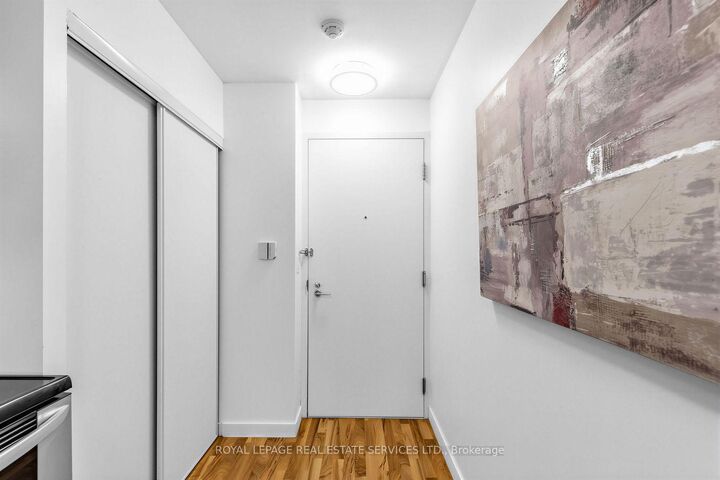 Property Photo:  1005 King Street W 337  ON M6K 3M8 