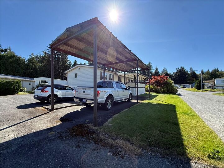 Property Photo: 9511 Chancellor Hts BC V0N 2P0
