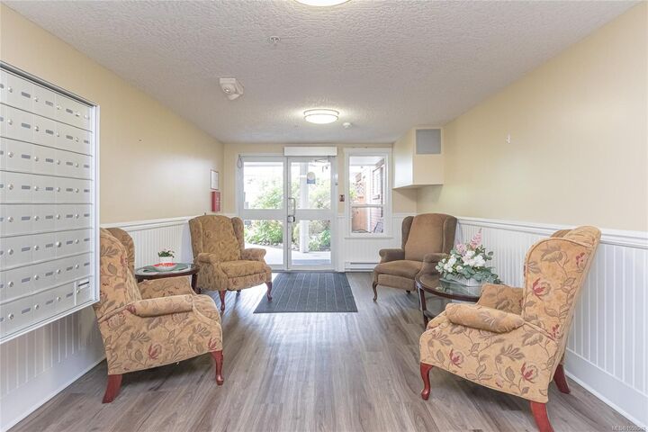 Property Photo:  4536 Viewmont Ave #304  BC V8Z 5L2 