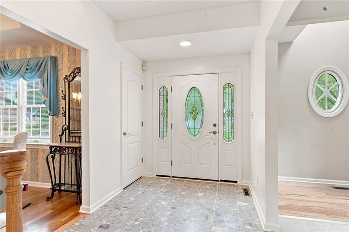 Property Photo:  6204 Antler Hill Dr  PA 15085 