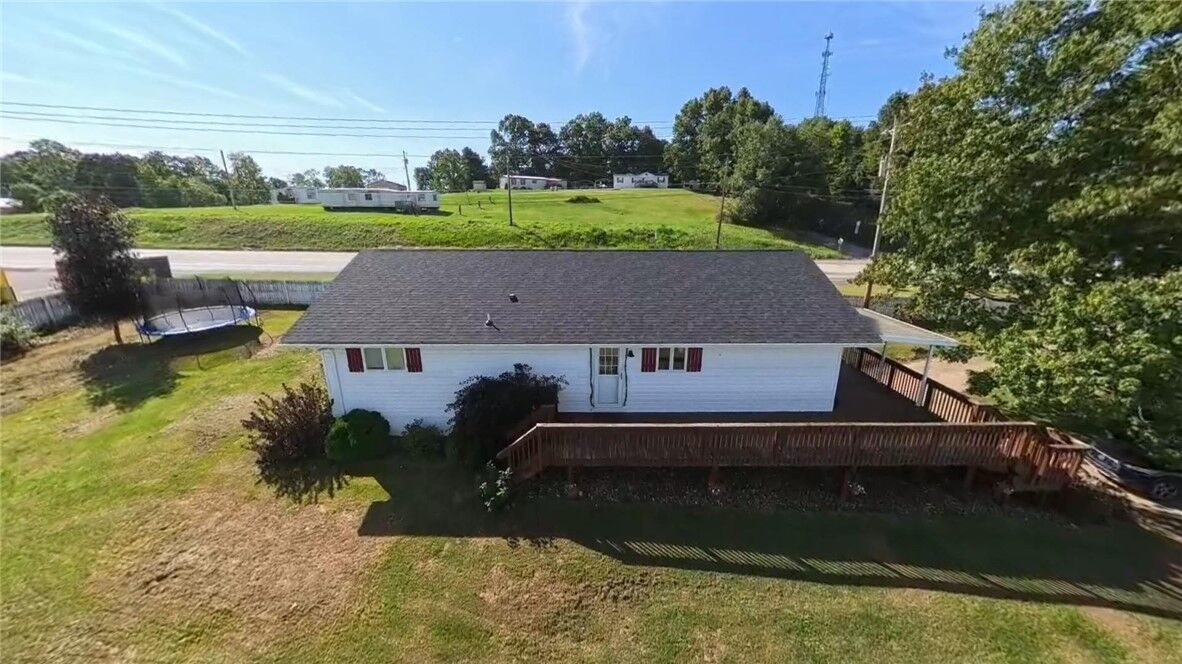 Property Photo:  1801 Route 422 E  PA 16034 