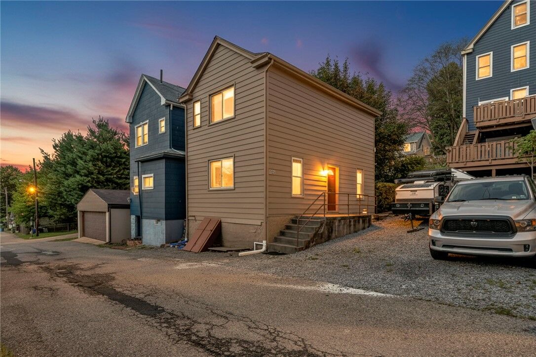 Property Photo:  155 Hallock St  PA 15211 