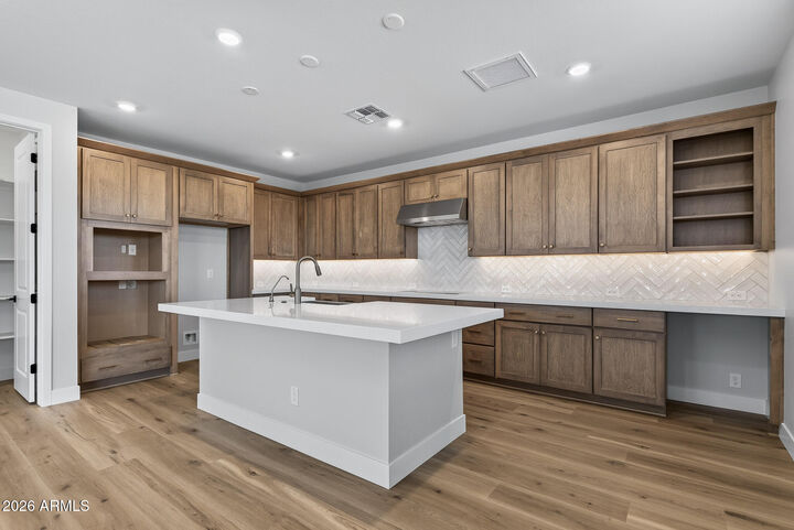 Property Photo: 4165 N 187th Drive AZ 85340