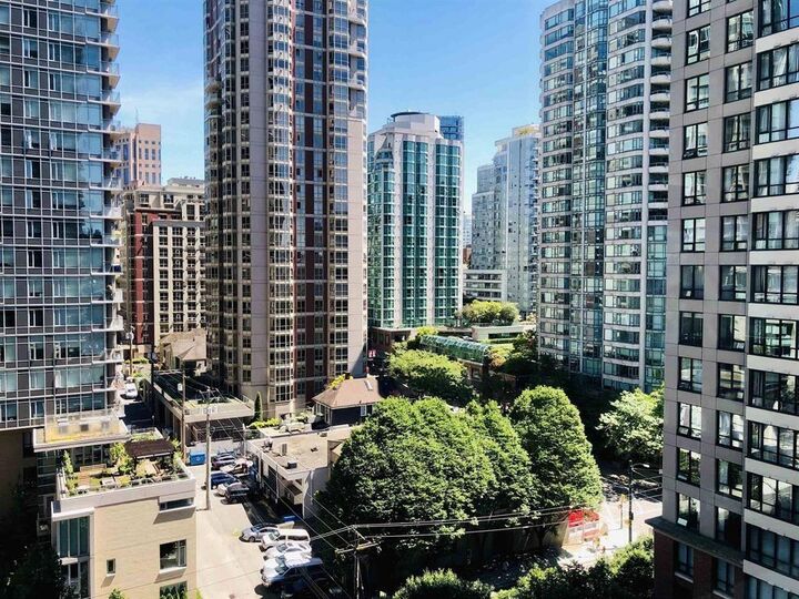 Property Photo:  928 Homer Street 90X  BC V6B 1T7 