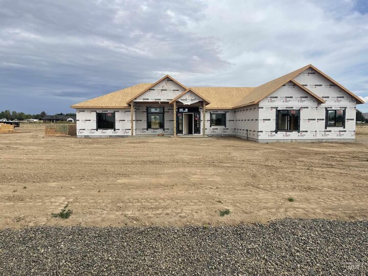 Property Photo: 1898 Neil Rd ID 83617