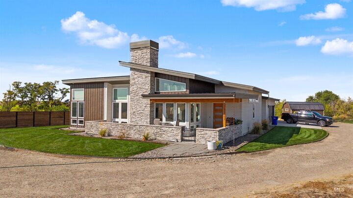 Property Photo: 6657 S Whitley ID 83619