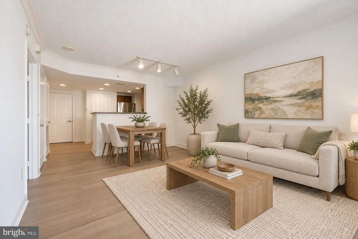 Property Photo: 1205 N Garfield Street 911 VA 22201