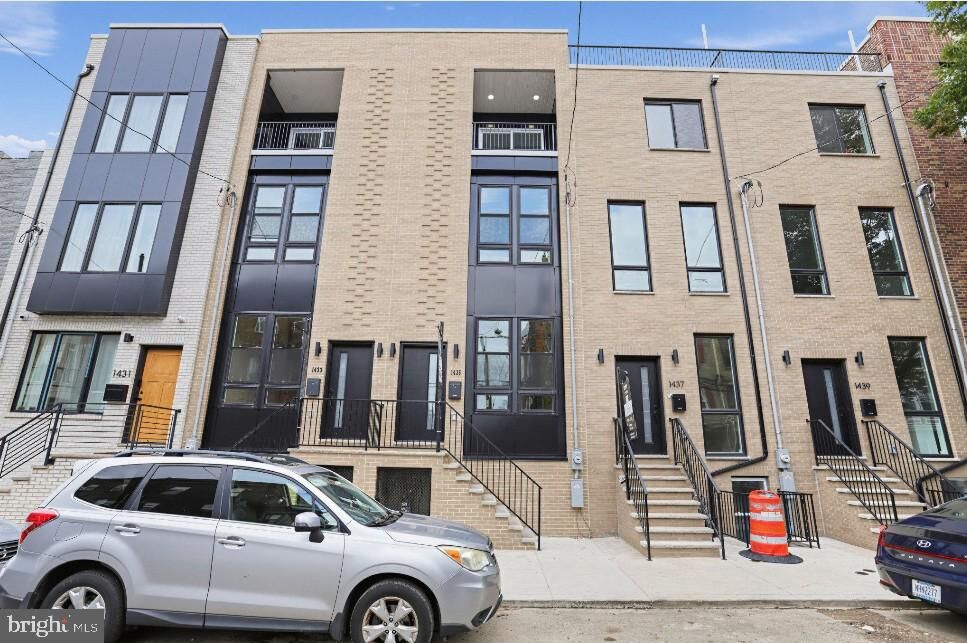 Property Photo: 1433 S 8th Street PA 19147
