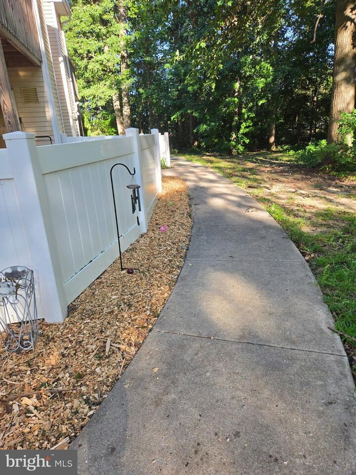 Property Photo:  1303 Tristram Circle  NJ 08051 