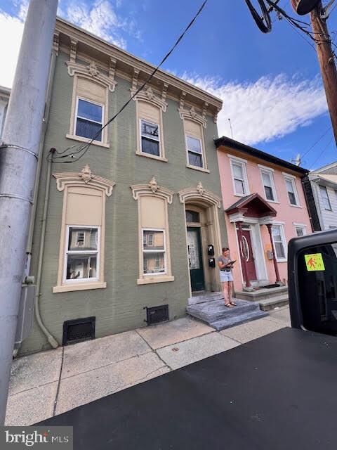 Property Photo: 605 N 9th Street PA 17046