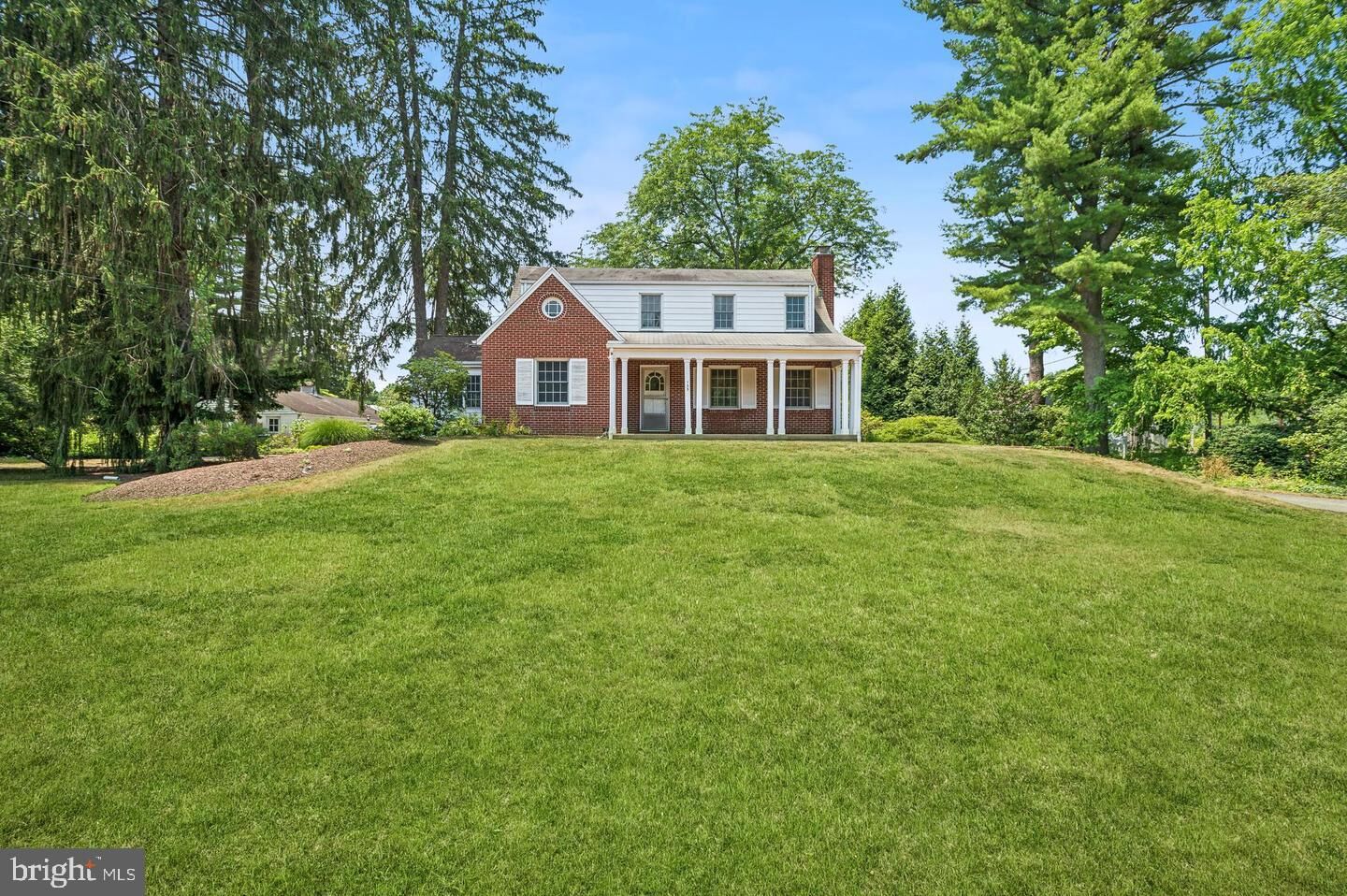 Property Photo:  135 Carter Road  NJ 08540 