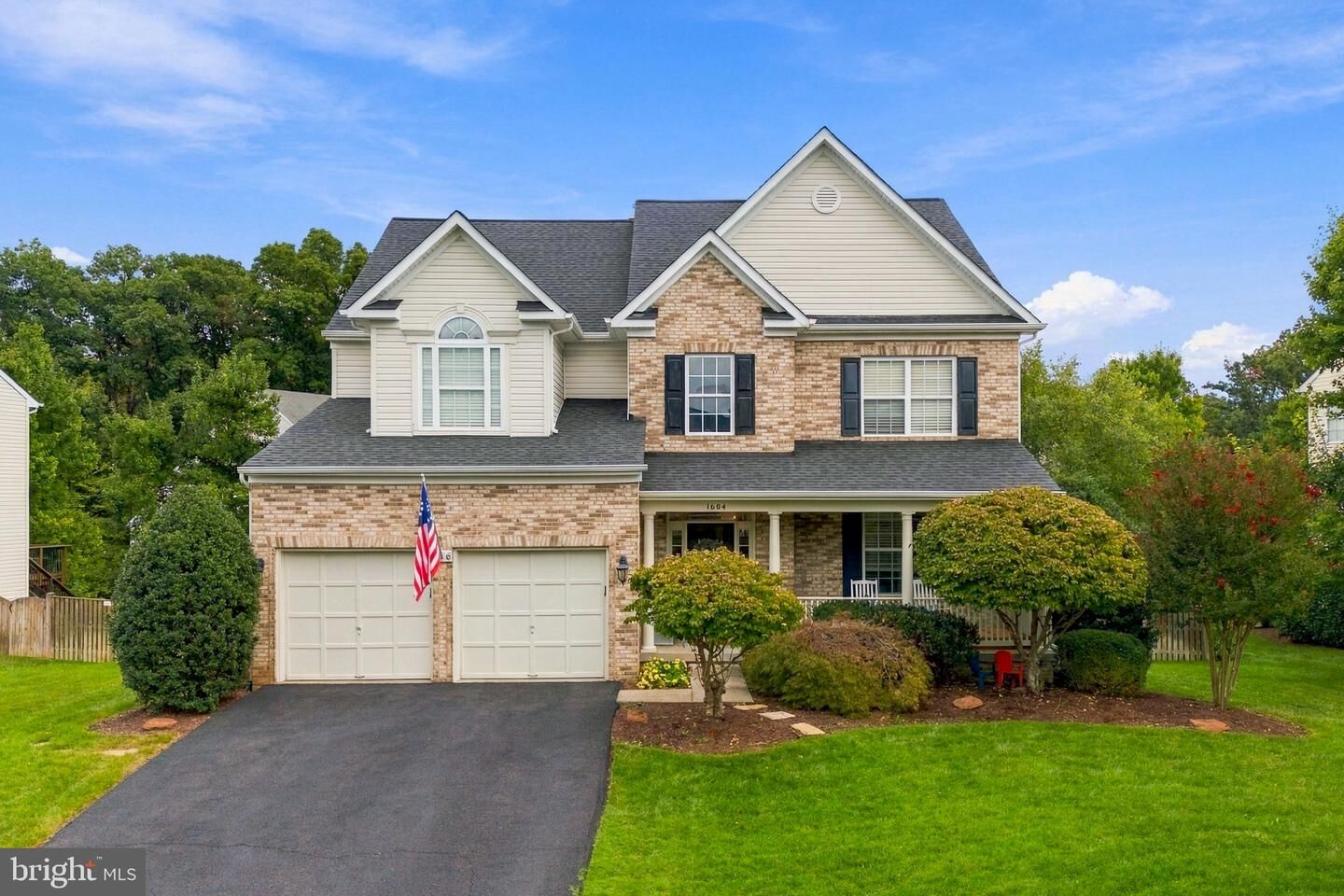 Property Photo: 1604 Woodbridge Court NE VA 20176