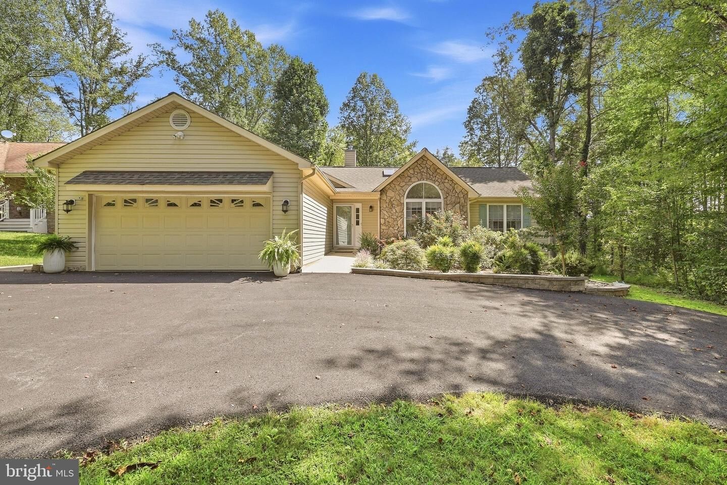 Property Photo:  323 Stratford Circle  VA 22508 