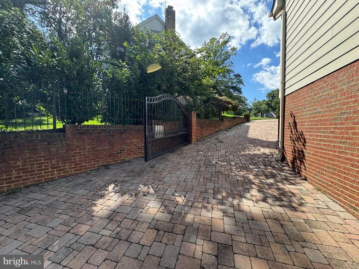 Property Photo: 1900 Ancilla Court VA 22307