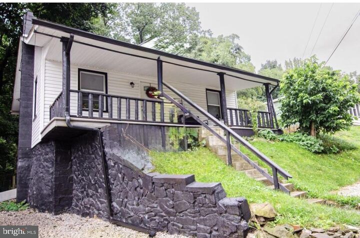 Property Photo:  25 Creek Bottom Road  PA 17345 