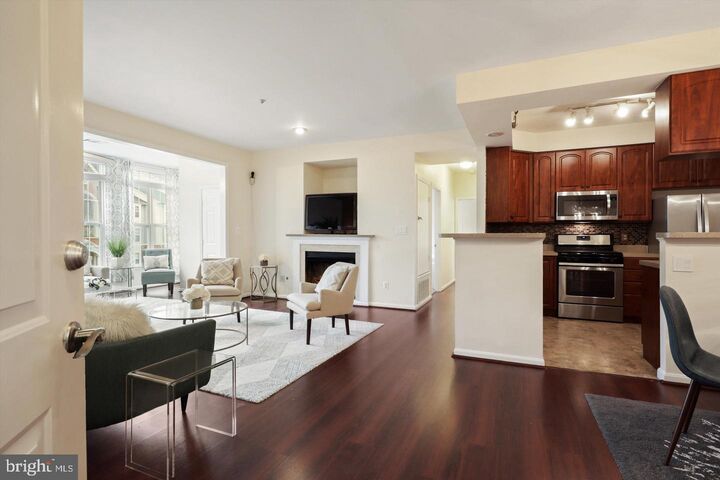 Property Photo:  6613 Netties Lane G  VA 22315 