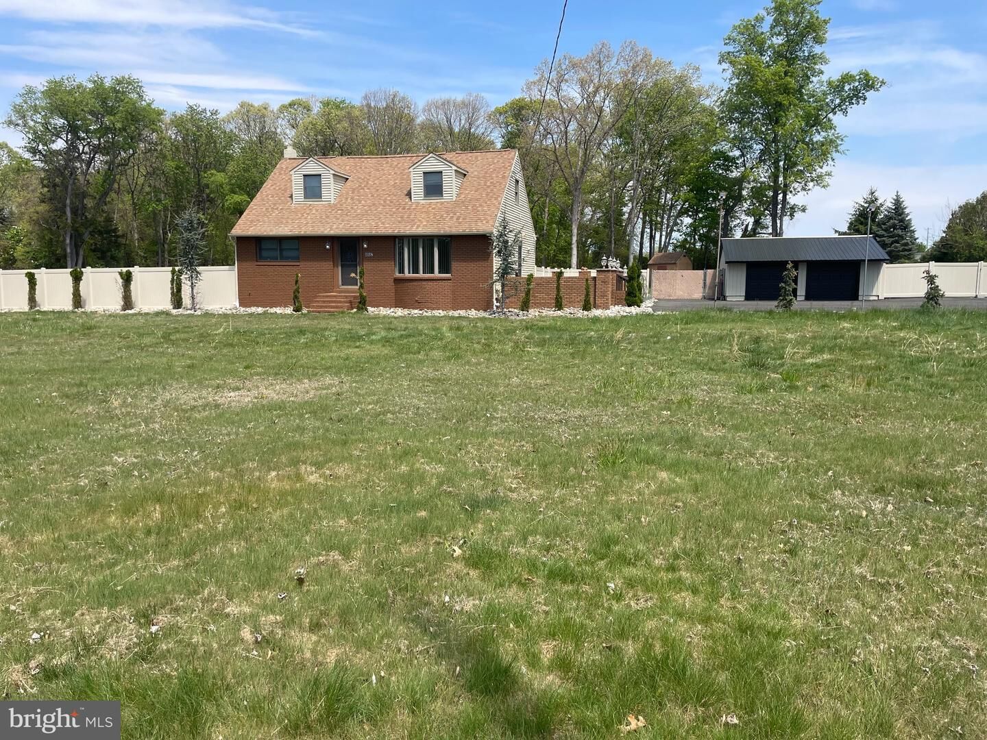 Property Photo:  862 Johnson Road  NJ 08081 