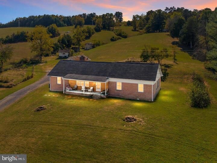 Property Photo:  4245 Strasburg Road  VA 22657 