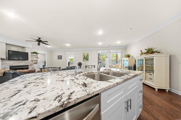 Property Photo:  7 Mollera Ln  AR 71909 