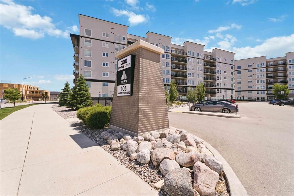 Property Photo: 300 Centre Street MB R3Y 2A1