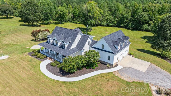 Property Photo: 940 Wade Funderburk Road SC 29728
