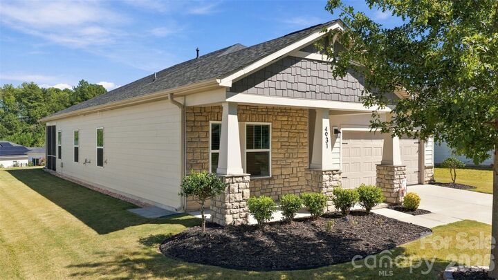 Property Photo:  4931 Trigney Court  NC 28214 