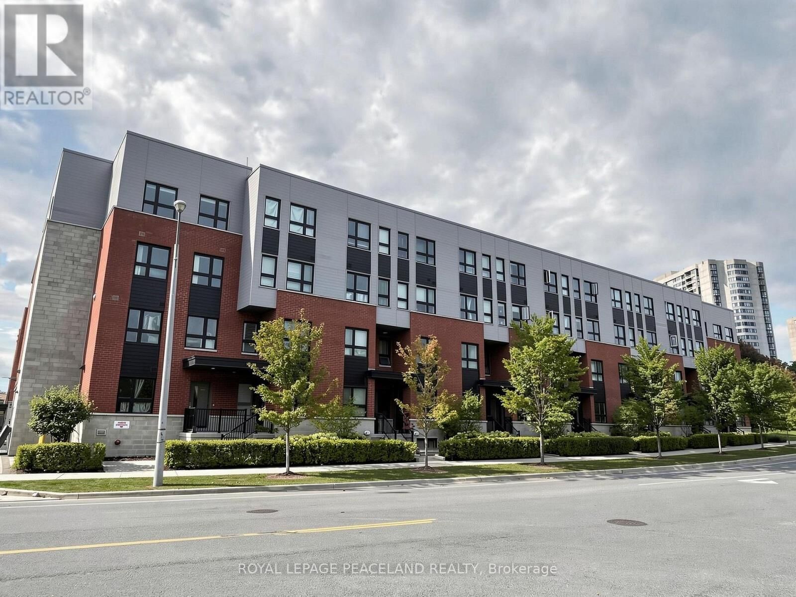 Property Photo: 2100 Bridletowne Circle 325 ON M1W 2L1