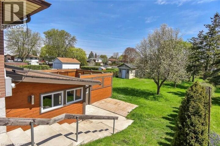 Property Photo:  1801 Biscayne Drive Lower  ON N3H 4R2 