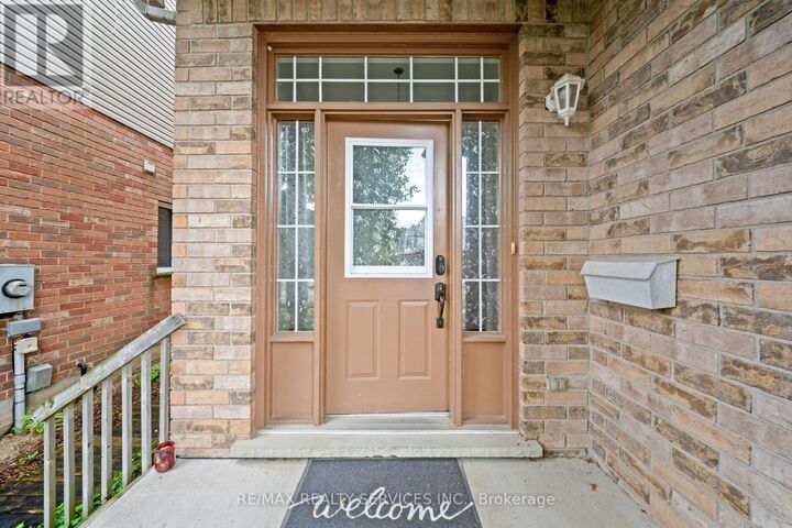 Property Photo:  495 Brigantine Drive  ON N2K 4B7 