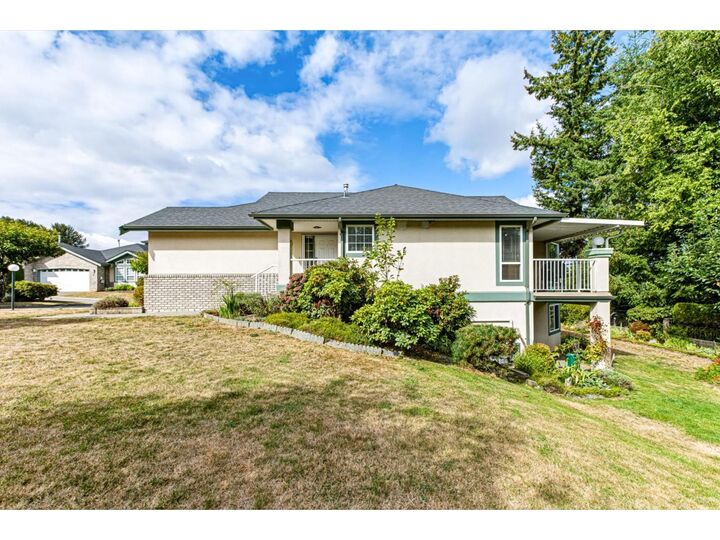 Property Photo:  32777 Chilcotin Drive 28  BC V2T 5W4 
