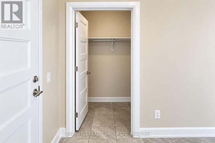 Property Photo: 480 Church Street 205 ON K4R 0G4