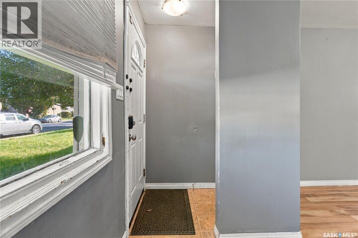Property Photo: 1819 C Avenue N SK S7L 1N9