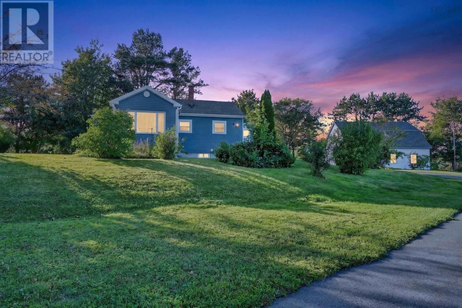 Property Photo:  141 Riverside Drive  NS B1S 1G3 
