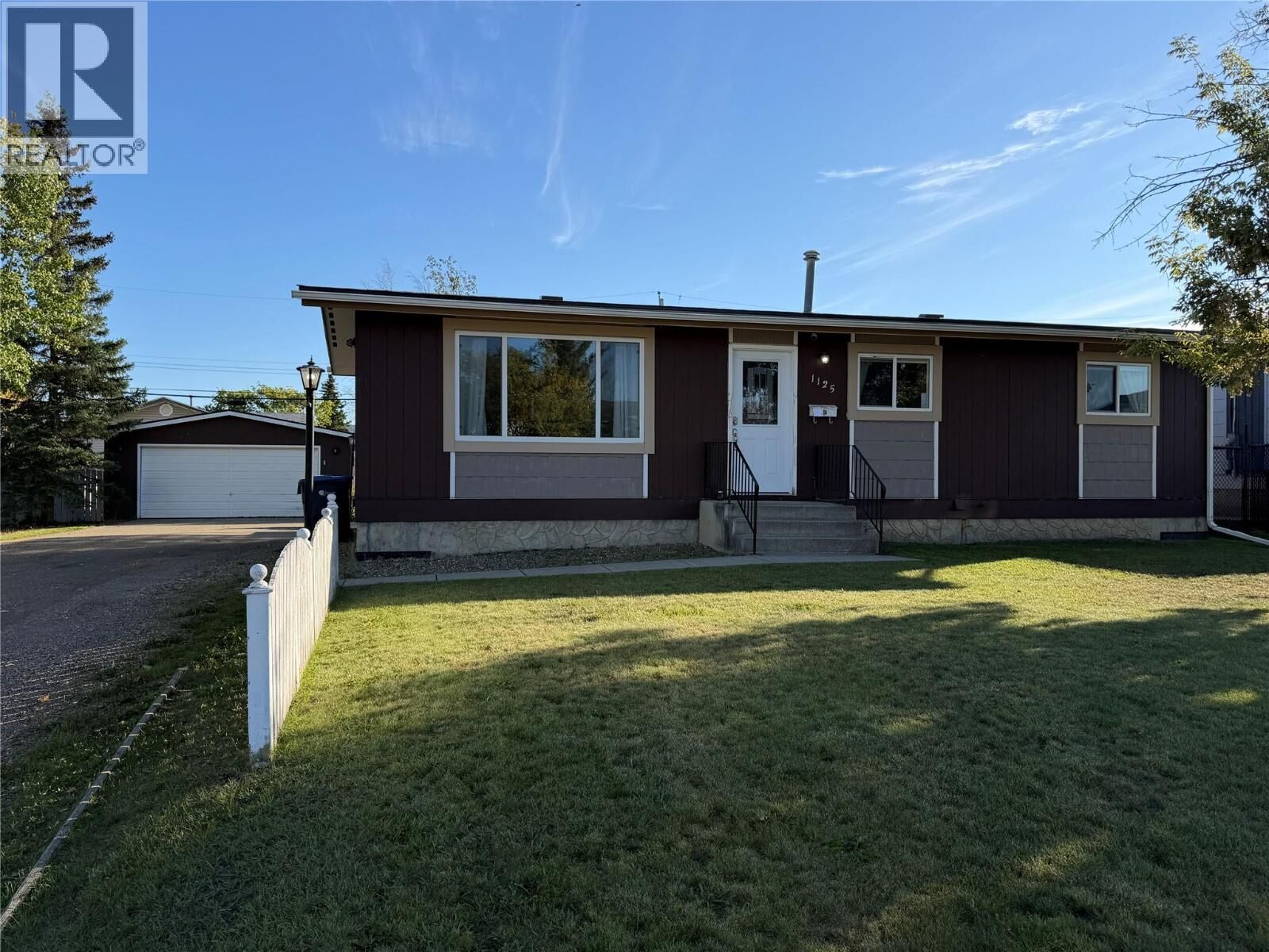 Property Photo:  1125 117 Avenue  BC V1G 3G8 