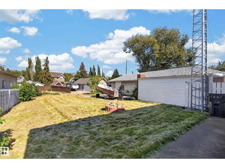 Property Photo:  28 Saskatchewan  AB T9G 1Y4 