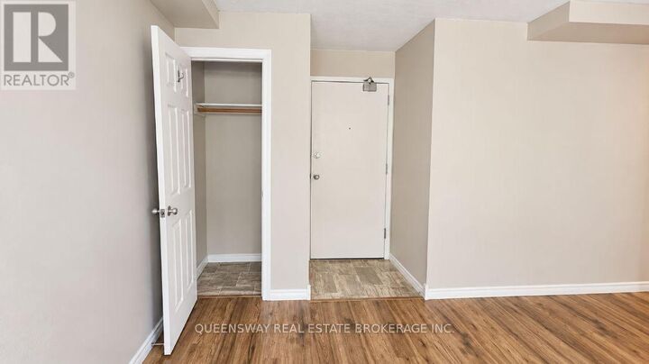 Property Photo:  689 Barber Avenue 5  ON N4W 1S4 