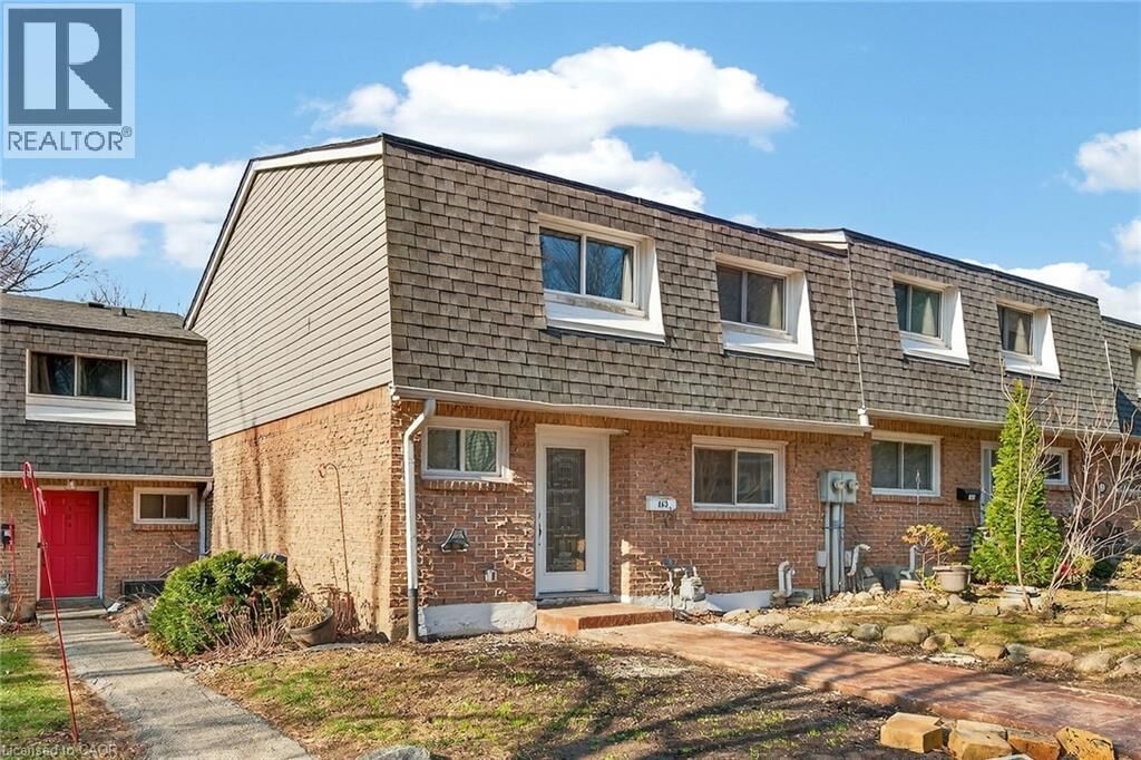 Property Photo:  2050 Upper Middle Road 153  ON L7P 3R9 