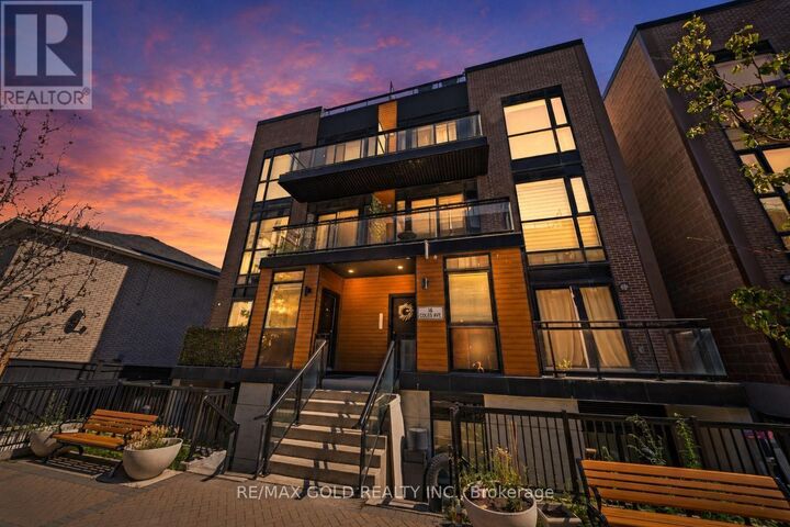 Property Photo: 18 Coles Avenue 602 ON L4L 1L9
