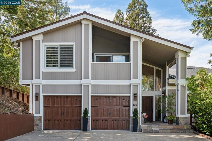 Property Photo:  136 Hillcroft Way  CA 94597 