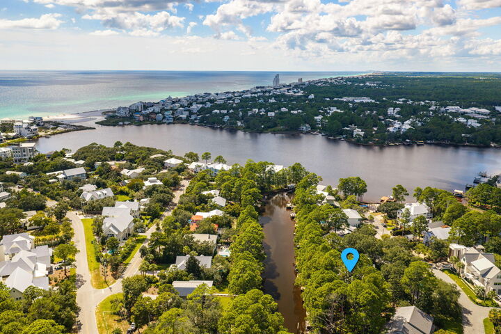 Property Photo:  55 Shannon Drive Unit 5  FL 32459 