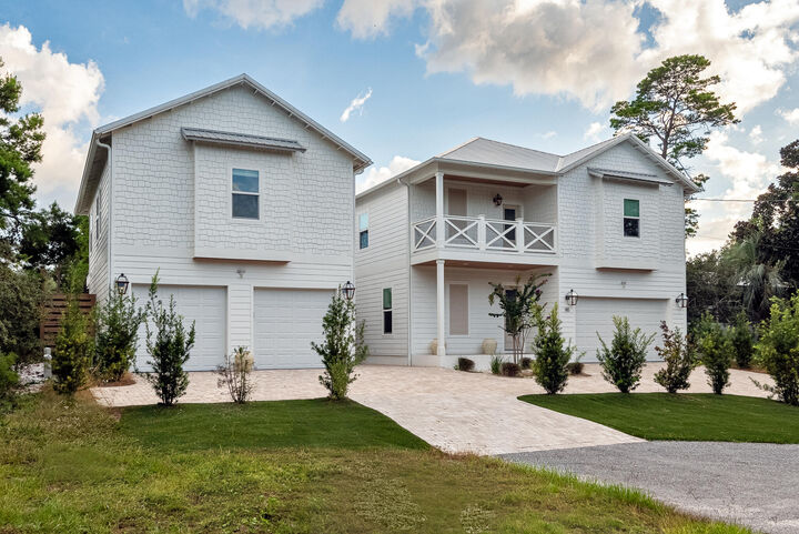 Property Photo:  90 Oak Hill Lane  FL 32459 