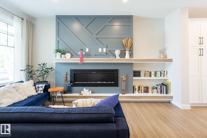 Property Photo: 9111 65 Avenue NW AB T6E 0J8