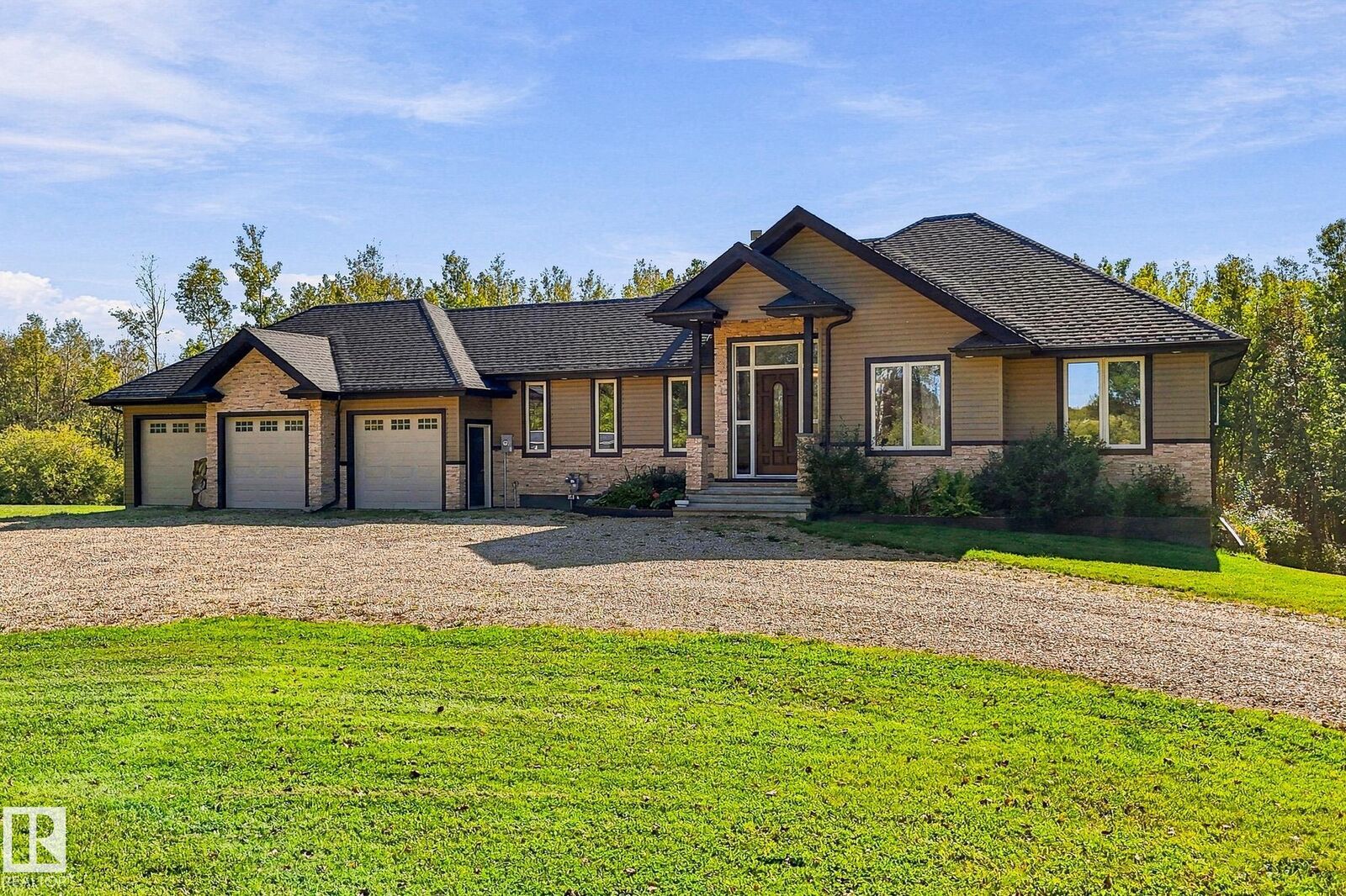 Property Photo:  186 50072 Rge Rd 205  AB T0B 2M1 